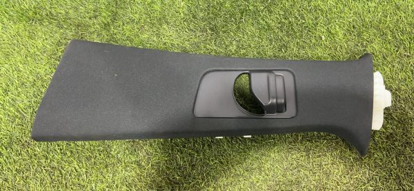 Обшивка стойки центральной левой Mercedes W166 X166 C292 Обшивка стойки центральной левой mercedes w166 x166 c292