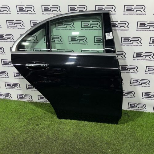 Дверь задняя правая mercedes c class w205