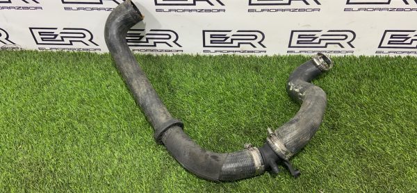Патрубок интеркулера Land Rover Disсоvеry L462 Патрубок интеркулера land rover disсоvеry l462