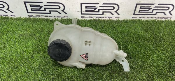 Бачок расширительный Mercedes W167 C167 X167 Бачок расширительный mercedes w167 c167 x167