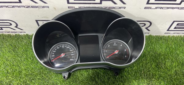 Панель приборов Mercedes C-Class W205 Панель приборов mercedes c class w205