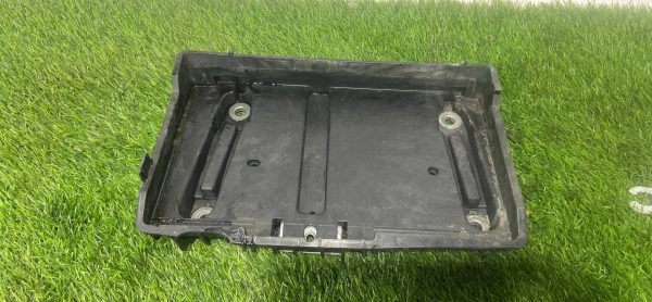 Подставка АКБ Mercedes C257 Подставка АКБ mercedes c257
