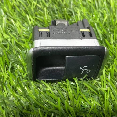 Кнопка открытия багажника Mercedes W166 X166 C292