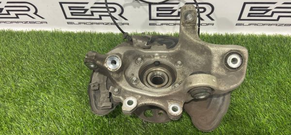 Кулак задний левый Mercedes W205 W213 X253 Кулак задний левый mercedes w205 w213 x253
