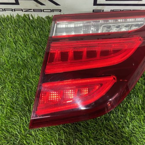 Фонарь задний правый Mercedes GLE W166
