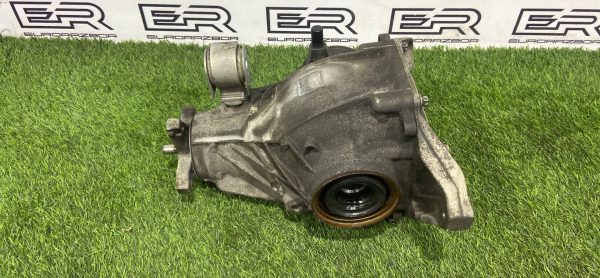 Редуктор заднего моста Mercedes W213 W238 2.823 Редуктор заднего моста mercedes w213 w238 2.823