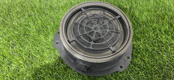 Динамик двери Audi A5 F5 Динамик двери audi a5 f5