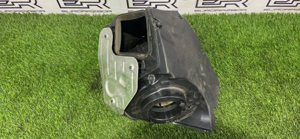 Корпус воздушного фильтра Audi A5/S5 (F5) Корпус воздушного фильтра audi a5/s5 (f5)