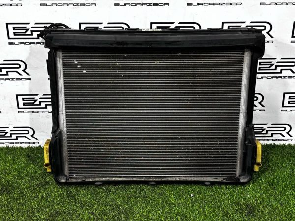 Кассета радиаторов BMW 7 G11 G12 G30 Кассета радиаторов bmw 7 g11 g12 g30