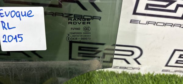 Стекло двери задней левой Lend Rover Evoque 2015 г. Стекло двери задней левой lend rover evoque 2015 г.