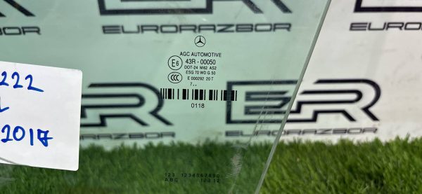 Стекло двери передней левой Mercedes-Benz S-Class W222 2017г. Стекло двери передней левой mercedes benz s class w222 2017г.