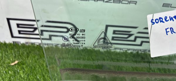 Стекло двери переднее правое Kia Sorento 3 Стекло двери переднее правое kia sorento 3