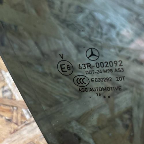 Стеклo двеpи задней правой для Mеrcedes-Benz GLС-Класс X253/C253  2016г.