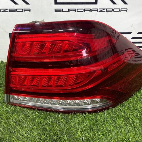 Фонарь задний правый mercedes gle w166