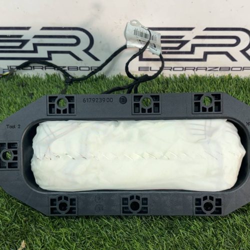Подушка в торпедо range rover l405
