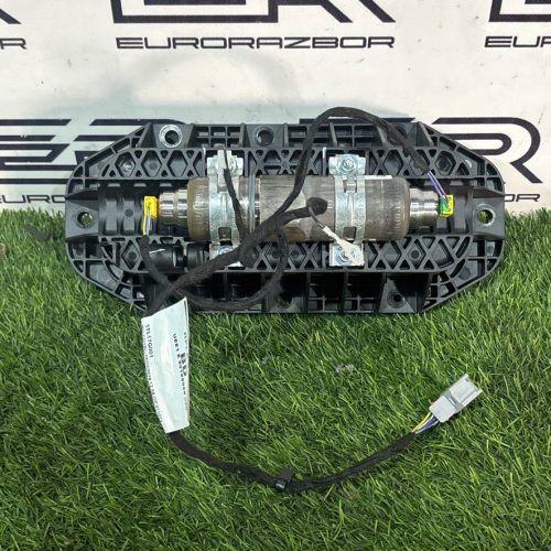 Подушка в торпедо Range Rover L405