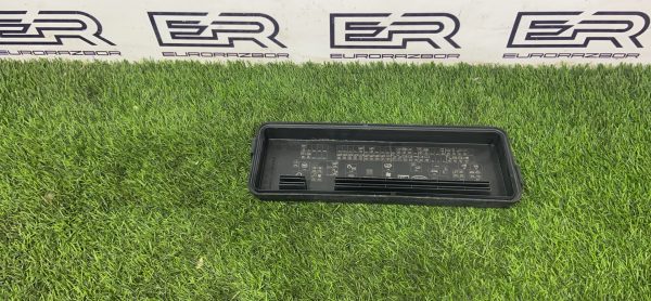 Крышка блока предохранителей Range Rover L405 Крышка блока предохранителей range rover l405