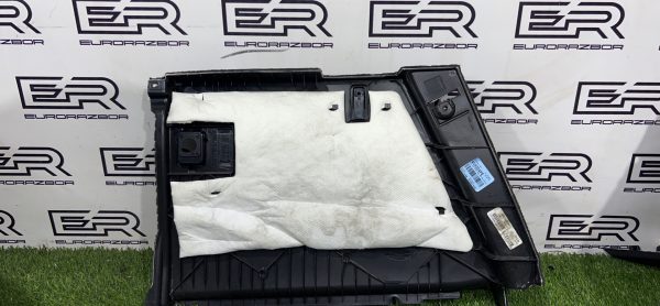 Обшивка багажника правая BMW X5 М F85 Обшивка багажника правая bmw x5 М f85