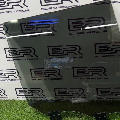 Стекло двери заднее правое range rover l405 2018г.