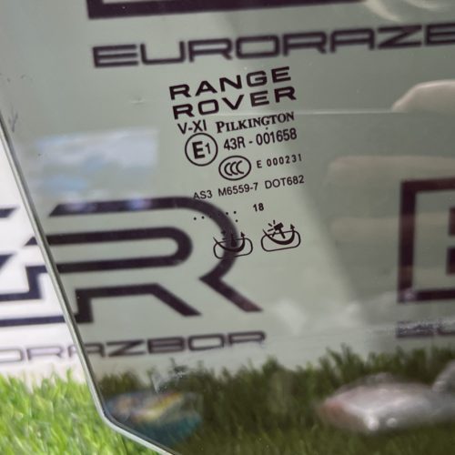 Стекло двери заднее правое Range Rover L405 2018г.