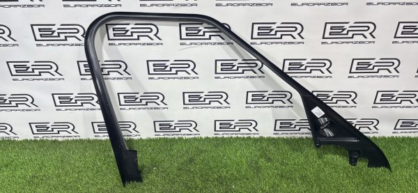 Рамка двери передней правой Range Rover L405 Рамка двери передней правой range rover l405