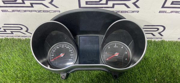 Панель приборов Mercedes-Benz С-Class W205 Панель приборов mercedes benz С class w205