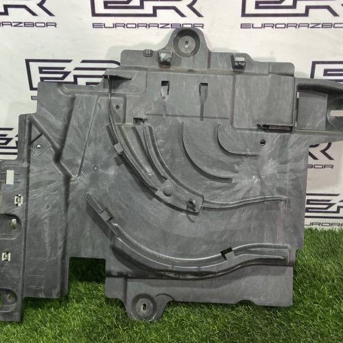 Накладка пола правая Mercedes W167 C167 X167