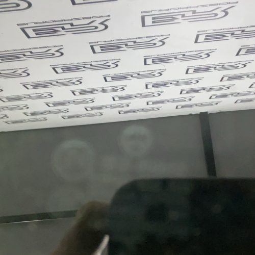 Стекло двери задней правой Mercedes W213