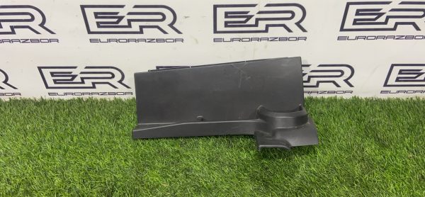 Обшивка багажника задняя левая Land Rover Disсоvеry L462 Обшивка багажника задняя левая land rover disсоvеry l462