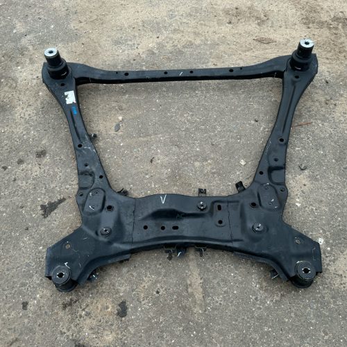 Передний подрамник hyundai tucson nx4 / sportage 5