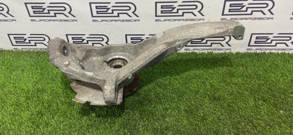 Поворотный кулак передний левый Range Rover L405 Рест Поворотный кулак передний левый range rover l405 Рест