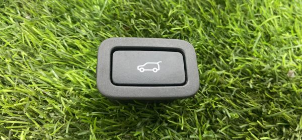 Кнопка открытия багажника Jaguar F-Pace Кнопка открытия багажника jaguar f pace