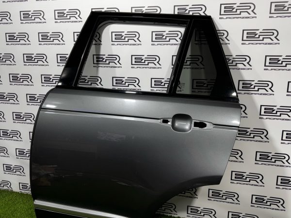 Дверь задняя левая Range Rover L405 Дверь задняя левая range rover l405