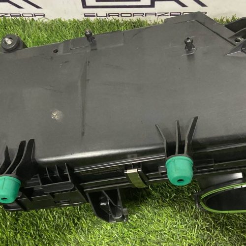 Корпус воздушного фильтра Mercedes W167 C167 X167