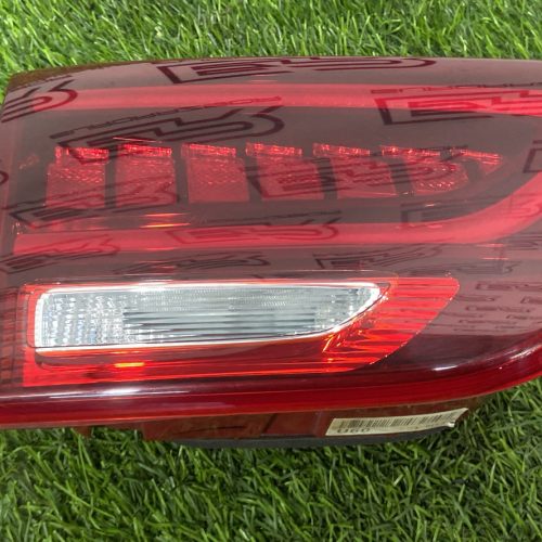 Задний левый фонарь в крышку багажника Kia Sorento prime 3 Gt Line Рестайлинг.