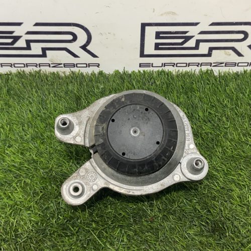Подушка двигателя правая mercedes w205 a2052406917