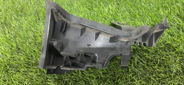 Уплотнитель моторного отсека левый Mercedes W167 C167 X167 Уплотнитель моторного отсека левый mercedes w167 c167 x167