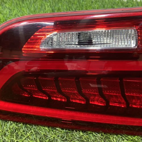 Задний левый фонарь в крышку багажника Kia Sorento prime 3 Gt Line Рестайлинг.