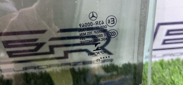Стекло двери задней правой Mercedes W205 Стекло двери задней правой mercedes w205