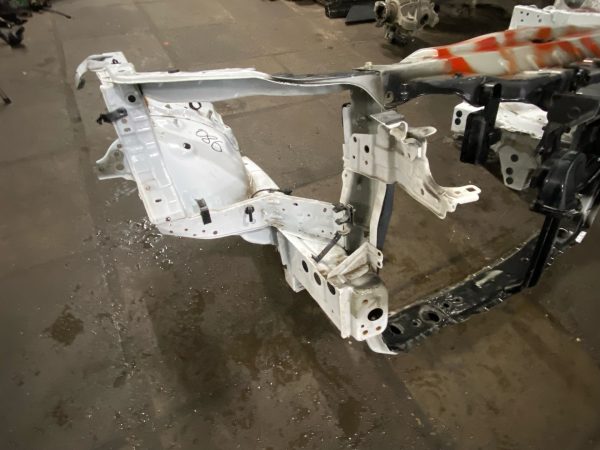 Передняя панель (телевизор) Lexus RX 4 Передняя панель (телевизор) lexus rx 4