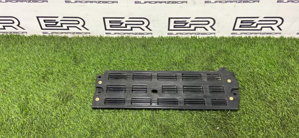 Кронштейн компрессора пневмоподвески Range Rover L405 Кронштейн компрессора пневмоподвески range rover l405