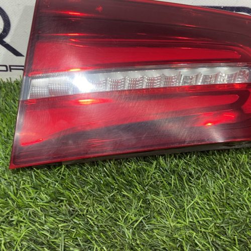 Фонарь крышки багажника правый Mercedes GLC X253