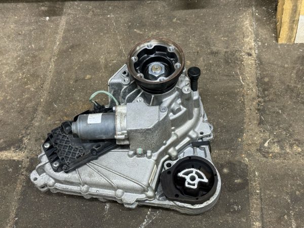 Раздатка Jaguar F-Pace x761 Velar l560 2.0d Раздатка jaguar f pace x761 velar l560 2.0d