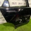 Задняя правая дверь range rover velar l560