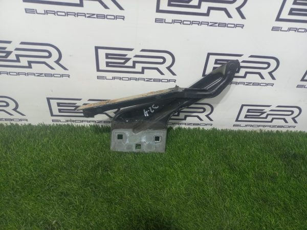 Петля капота правая Jaguar F-Pace X761 Петля капота правая jaguar f pace x761