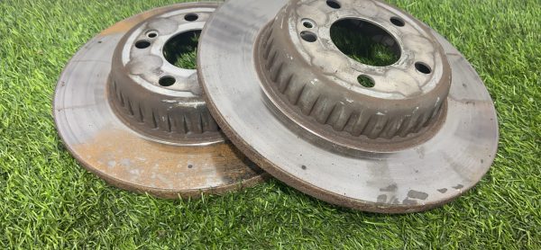 Тормозные диски задние Mercedes W205 A0004230512 Тормозные диски задние mercedes w205 a0004230512
