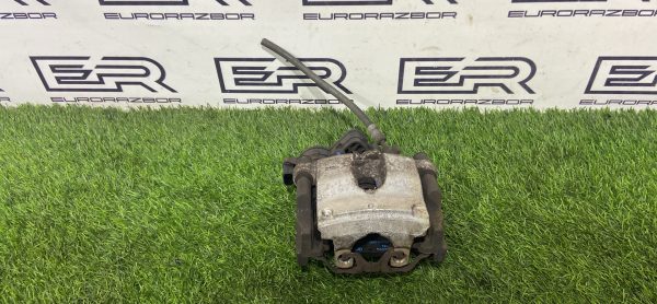 Суппорт задний правый Mercedes W205 A2054231598 Суппорт задний правый mercedes w205 a2054231598