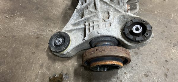 Редуктор заднего моста Range Rover L405 L494 Редуктор заднего моста range rover l405 l494