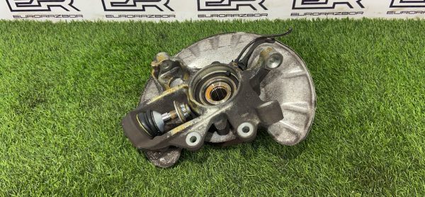 Кулак задний левый mercedes w166 x166