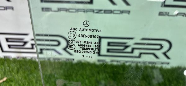 Стекло двери переднее правое mercedes w166 2017г.